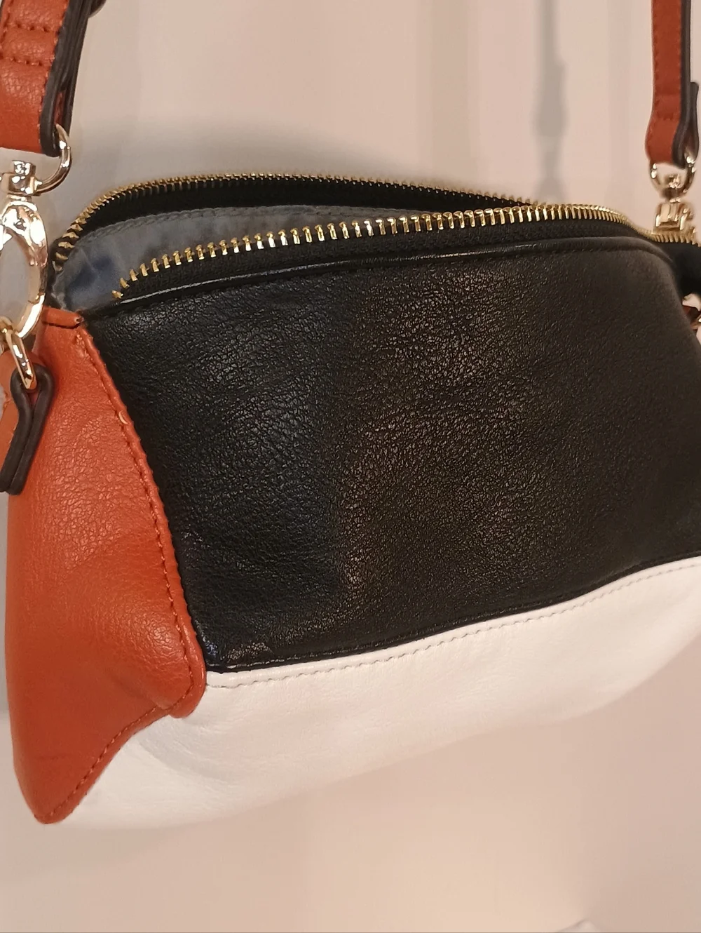 Poverty Flats Y2K Style Color Block White & Brown Mini Crossbody Bag - Picture 4 of 7